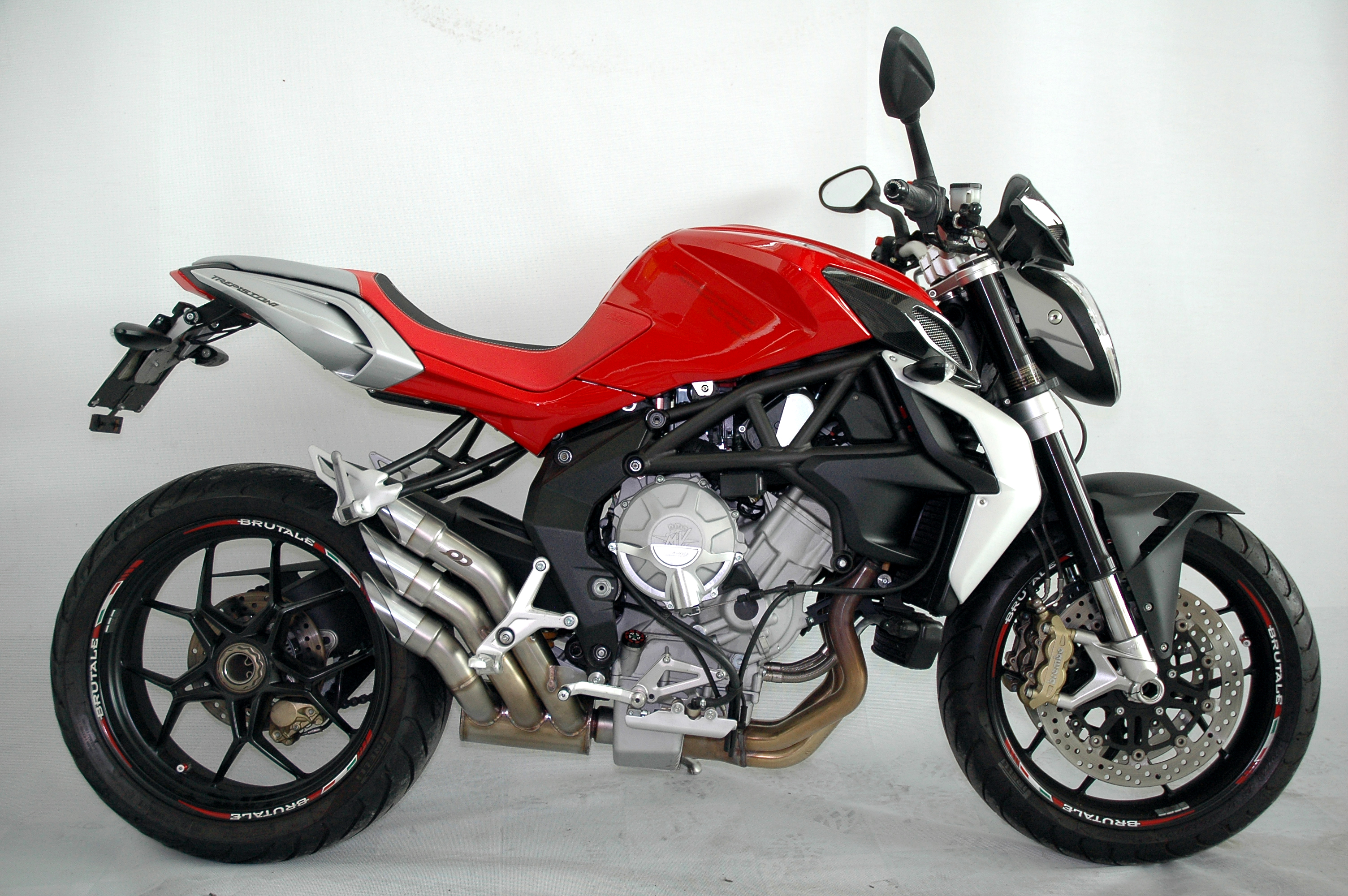 QD Exhaust Power-Gun Brutale 675 800 terminale scarico omologato