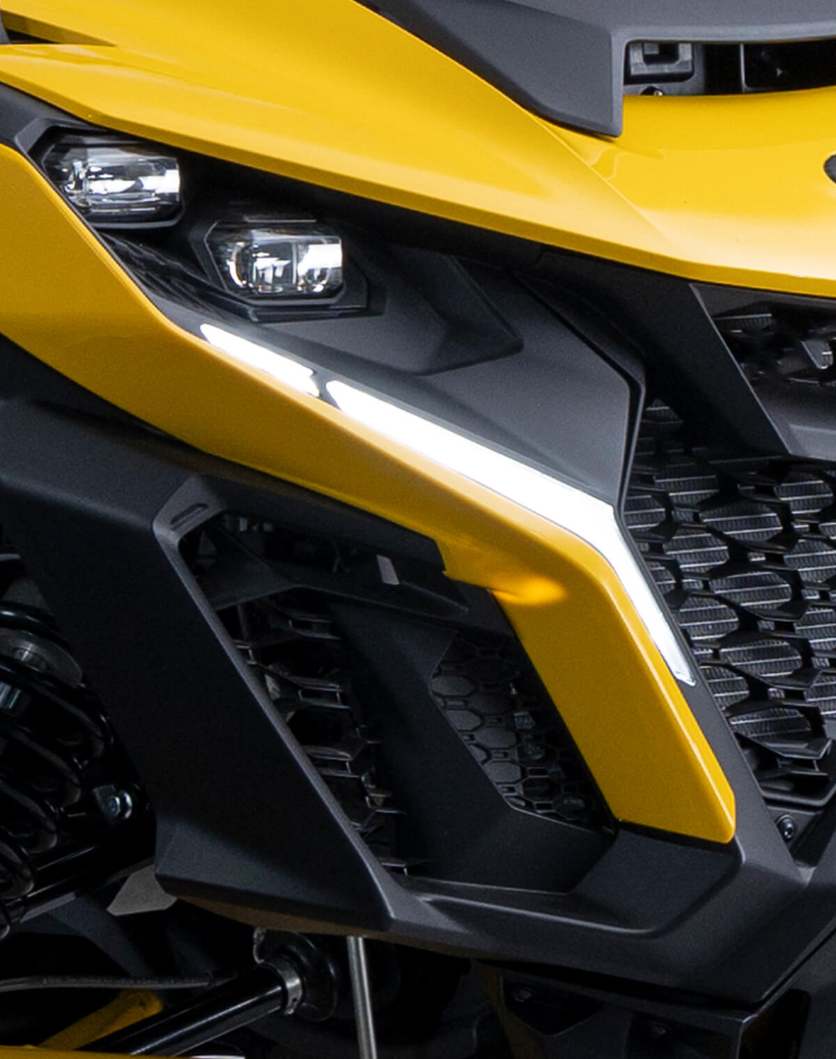 KEMIMOTO Maverick R fang lights LED frecce DRL