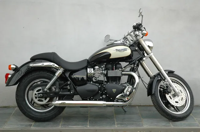 QD Exhaust Slip-On Triumph Speedmaster America scarichi coppia cromati
