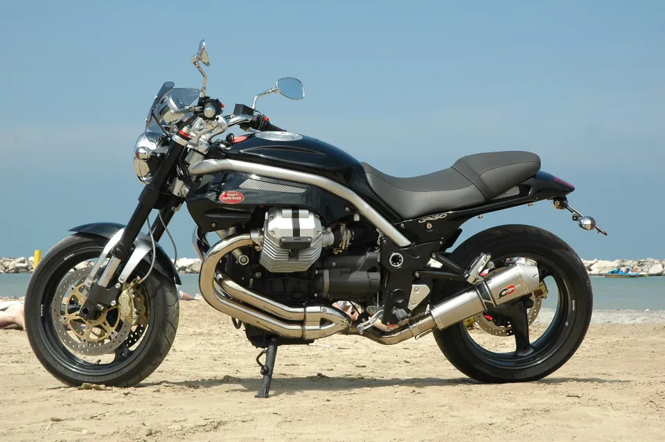 QD Exhaust Magnum Moto Guzzi Griso 850-1100-1200 8V Scarico Titanio